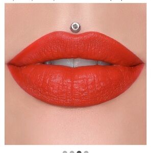 Jeffrey Star Velvet Trap Lipstick FIRE STARTER